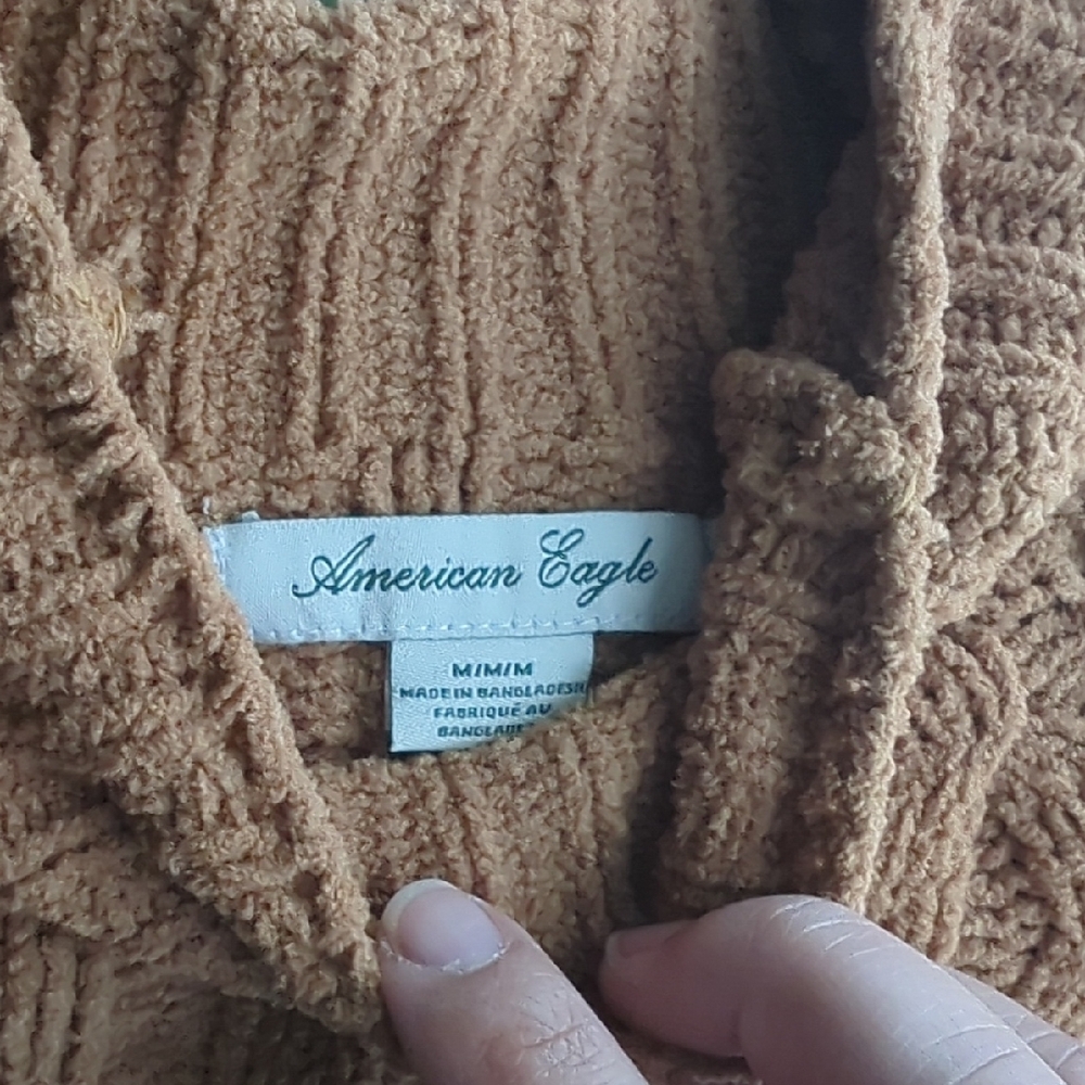 Cozy Brown Ribbed Sweater - Picture 3 of 4